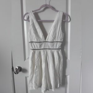 NWT Lost in Lunar White Sleeveless Tuscan Sun Romper Size Small/4
